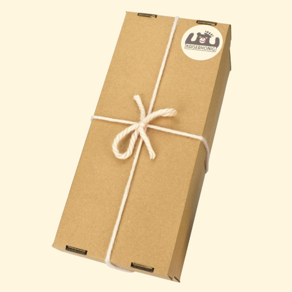 Geschenkkarton Natur mit Seidenpapier und Holzwolle 13x30x10 cm